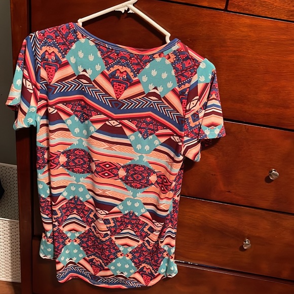 Medium Lularoe tunic - Picture 2 of 3